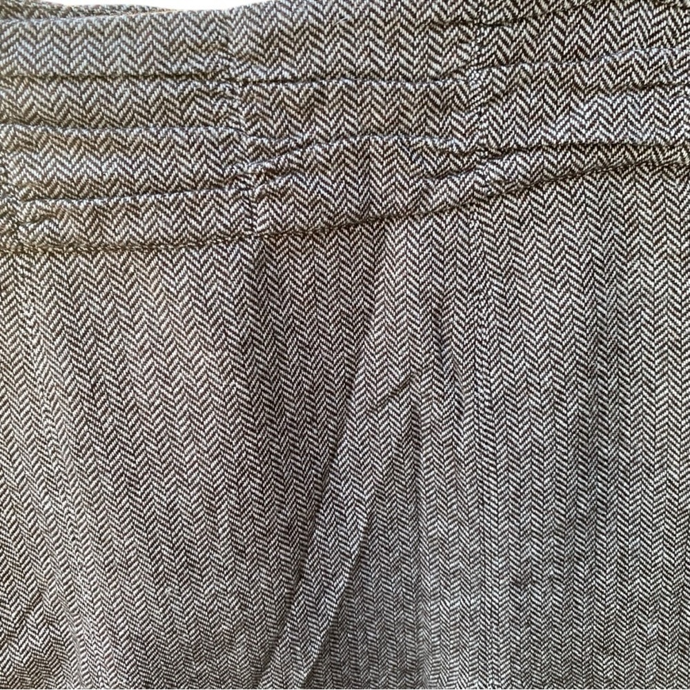 Old Navy Wool Blend Tweed Lace Trim Heart Button Skirt I Size: 4 - Picture 7 of 12